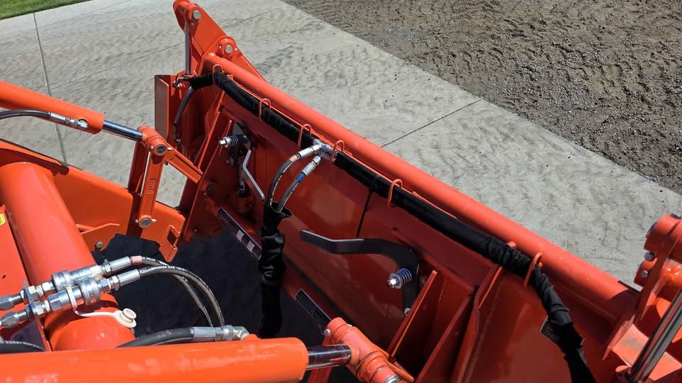 2020 KUBOTA GRAND L6060 photo 18