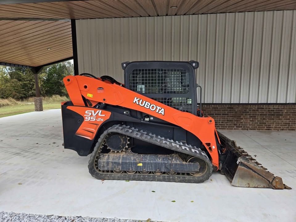 2017 Kubota svl95-2S High Flow Skidsteer photo 12
