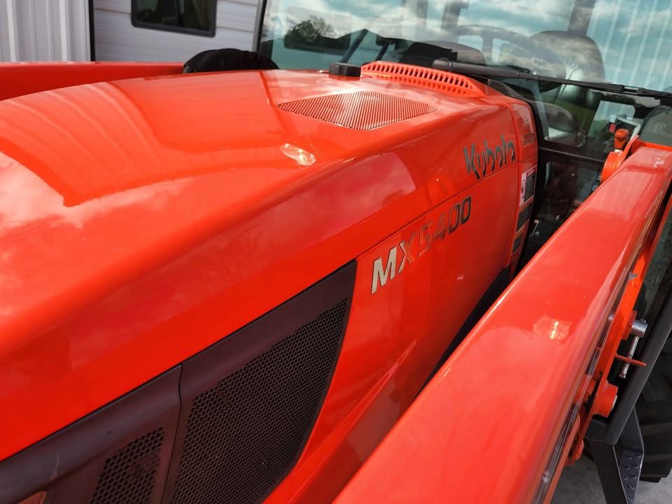 2020 Kubota mx5400 4x4 photo 4