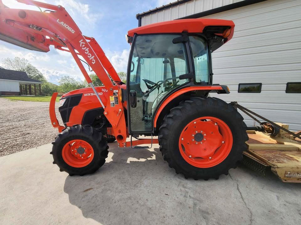 2020 Kubota mx5400 4x4 photo 11