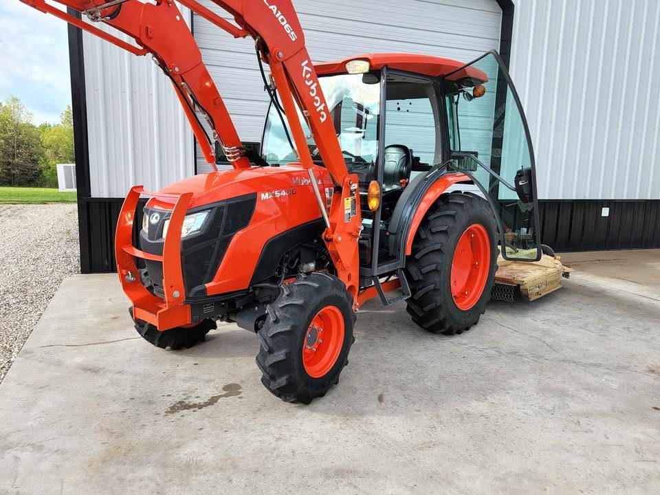 2020 Kubota mx5400 4x4 photo 12