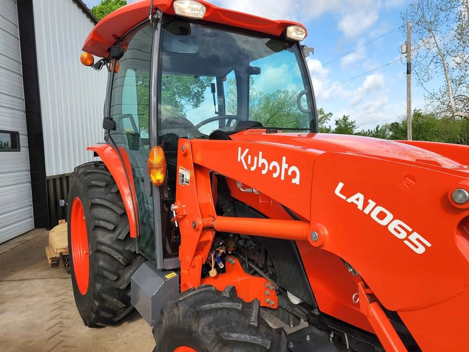 2020 Kubota mx5400 4x4 photo 13