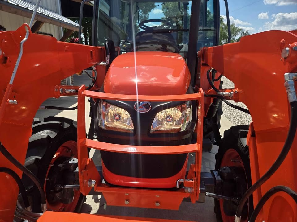 2023 Kubota m4-071 Deluxe photo 16