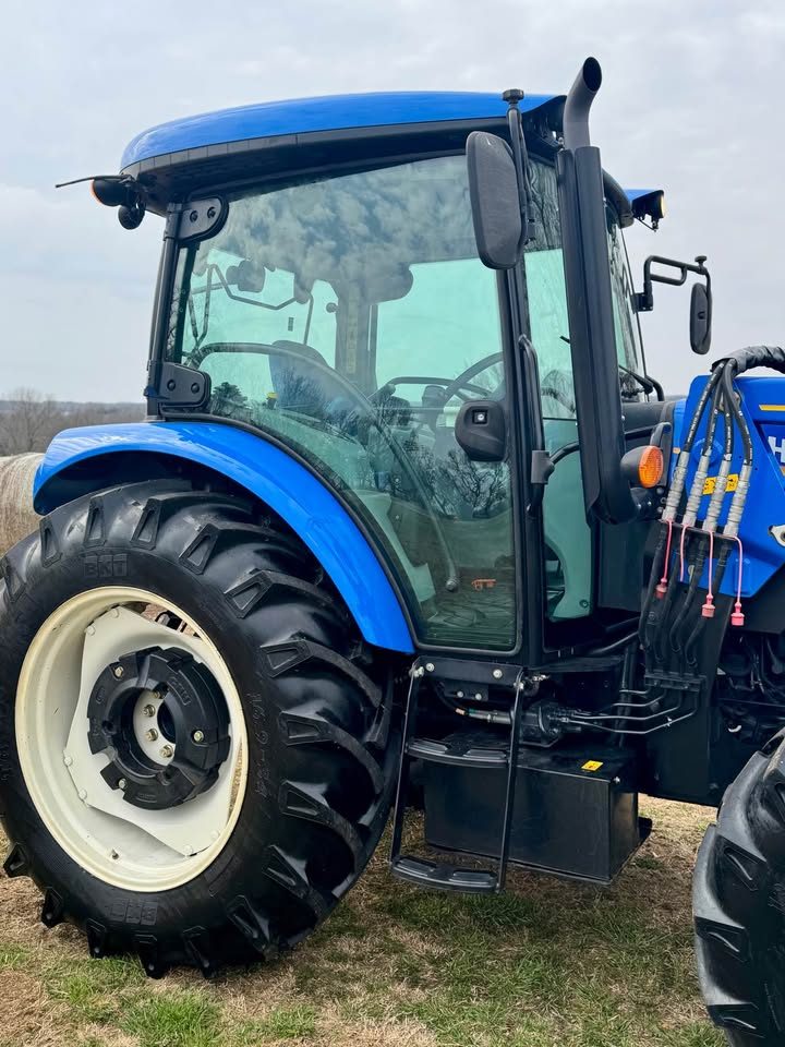 2022 New Holland Workmaster 120 photo 16