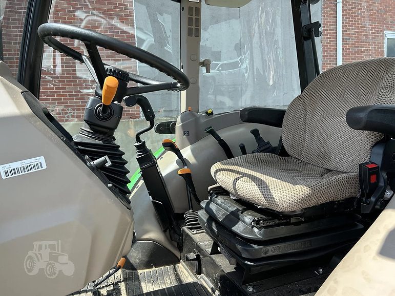 2024 JOHN DEERE 5067E photo 7