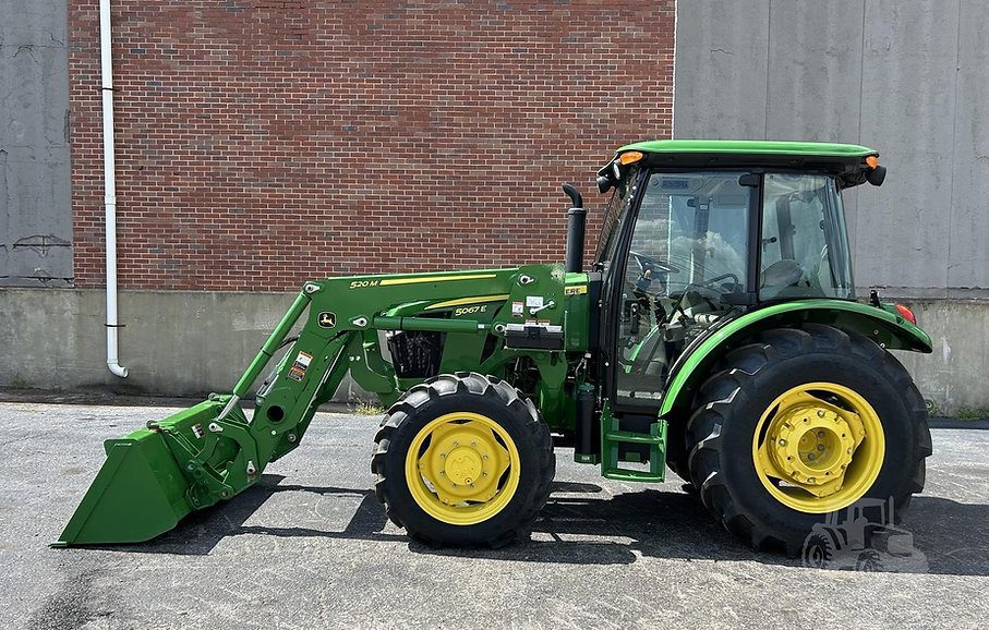 2024 JOHN DEERE 5067E photo 8